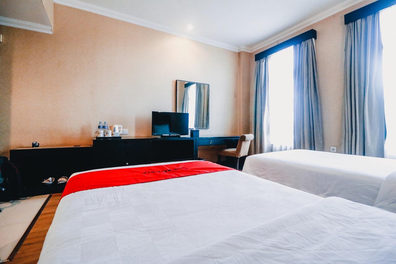 Reddoorz Premium @Jalan Jendral Sudirman Palembang 호텔 외부 사진