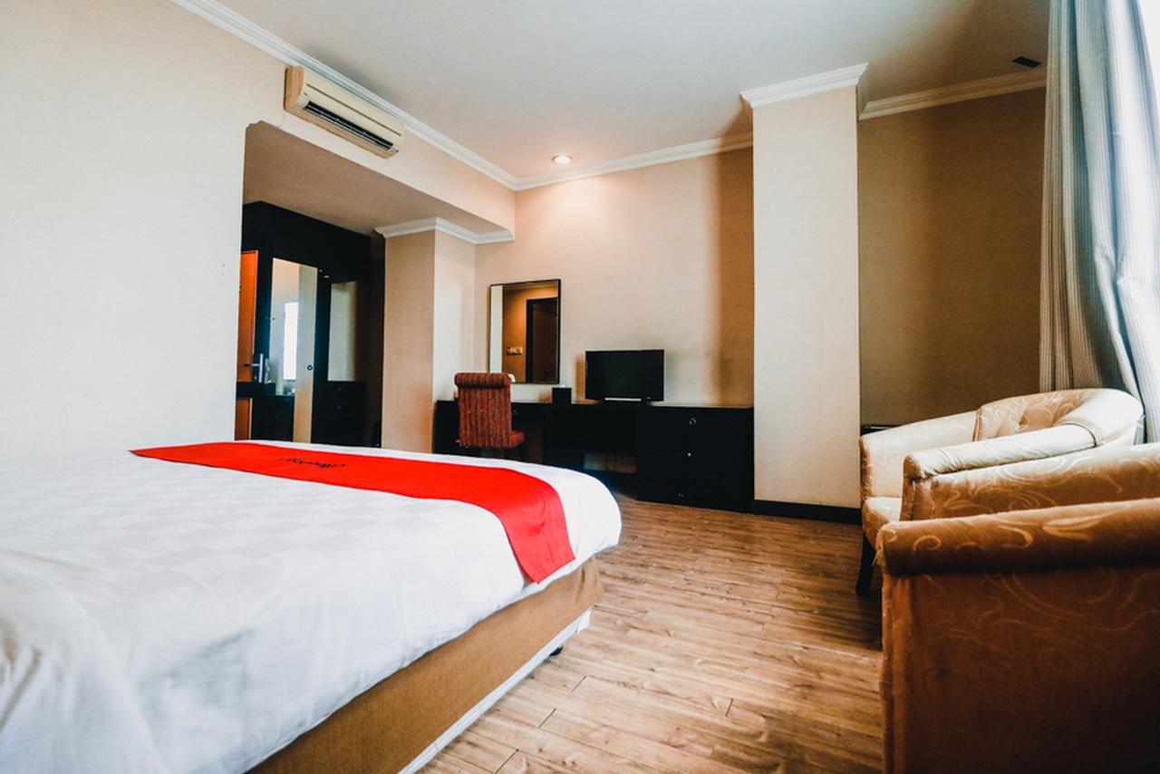 Reddoorz Premium @Jalan Jendral Sudirman Palembang 호텔 외부 사진