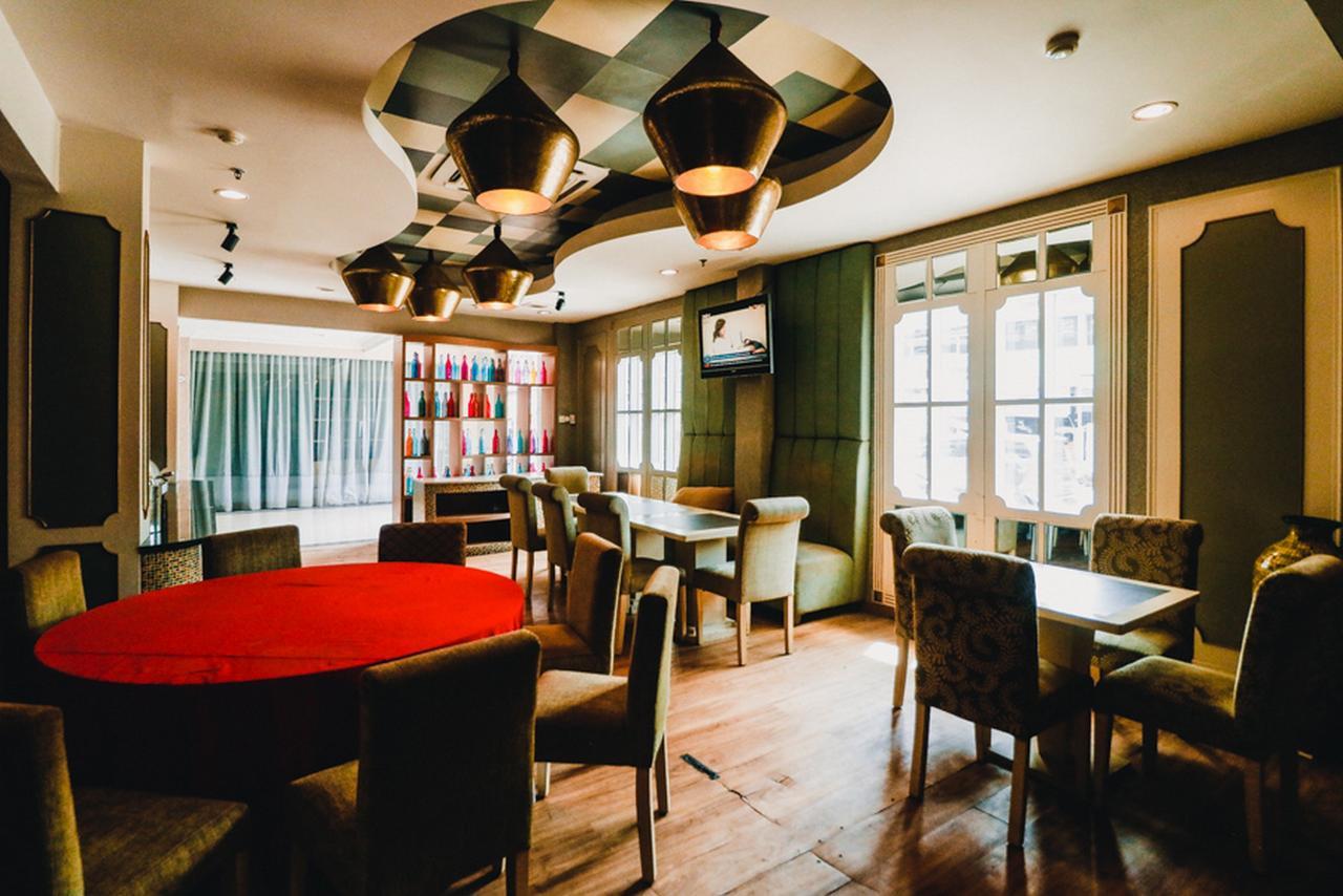 Reddoorz Premium @Jalan Jendral Sudirman Palembang 호텔 외부 사진